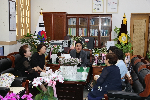 전 울산남구 여성단체협의회 회장단 내방_2