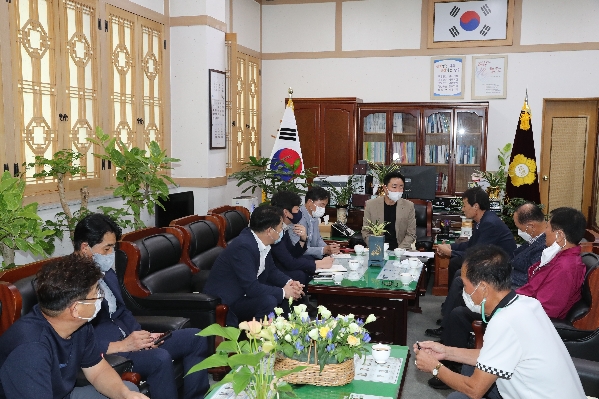 수암상가시장연합회 임원진 내방_1