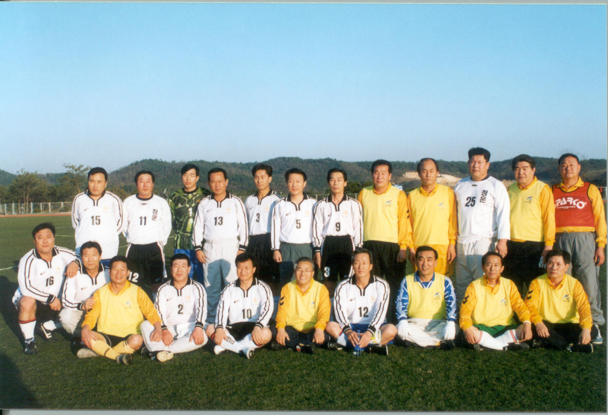 동구의회 의원과의 축구대회(2003.12.23)_0