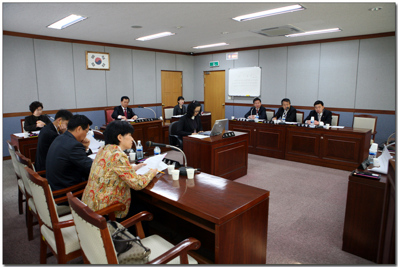 내무위원회 회의_0