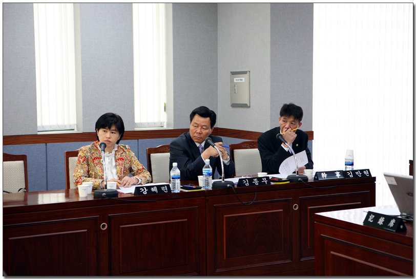 내무위원회 회의_3