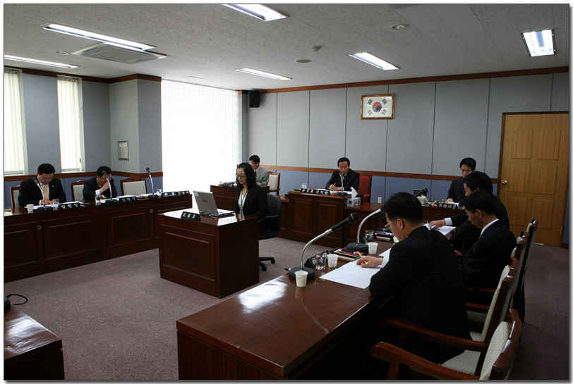 의회운영위원회 회의_0