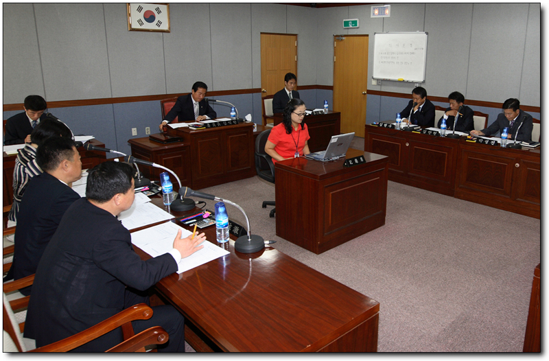 의회운영위원회 회의_0