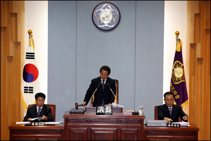 제113회 본회의 장면_3