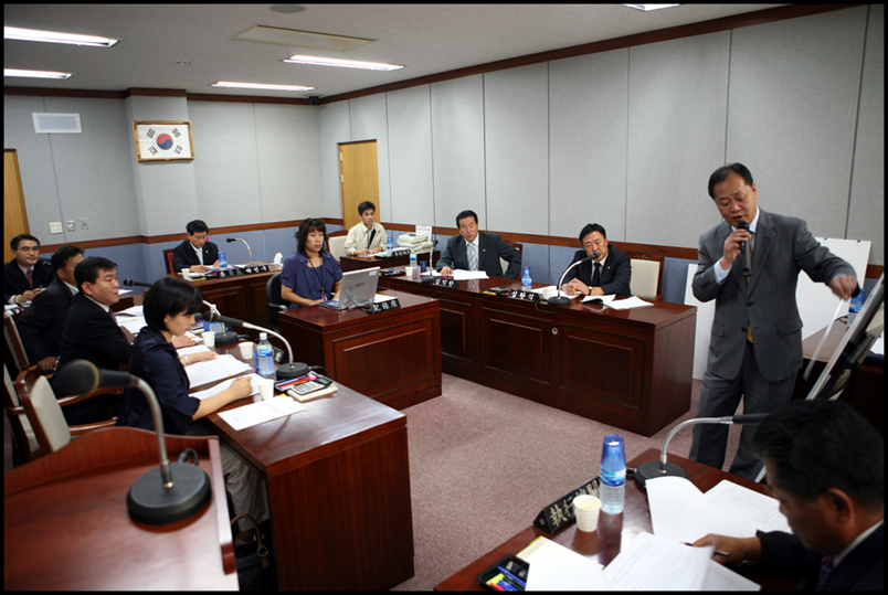 제113회임시회 - 건설환경위원회 회의_1