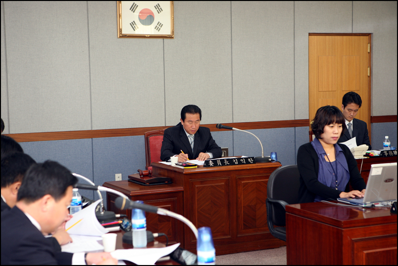 제114회 의회운영위원회 회의_0