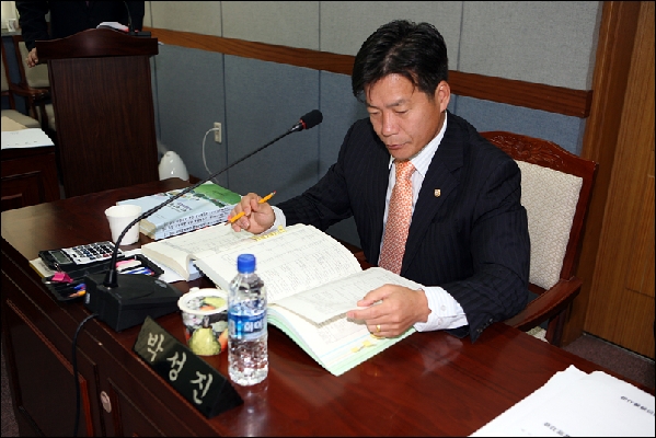 2010년 당초예산 심의(자치민원봉사과,지방세과)_4