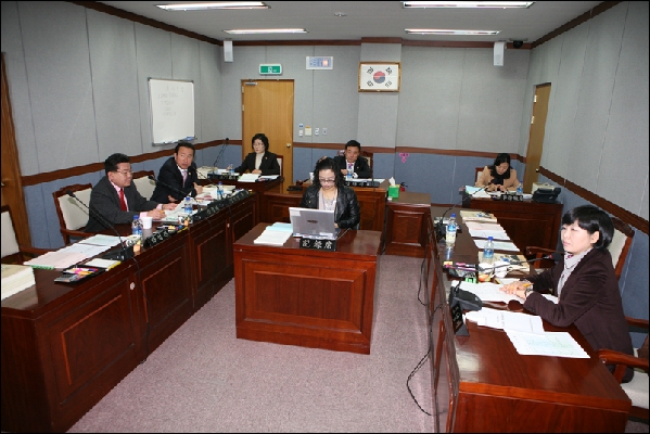 제137회 내무위원회 회의_0