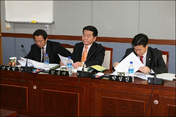 제137회 임시회 제2차 예산결산특별위원회_2