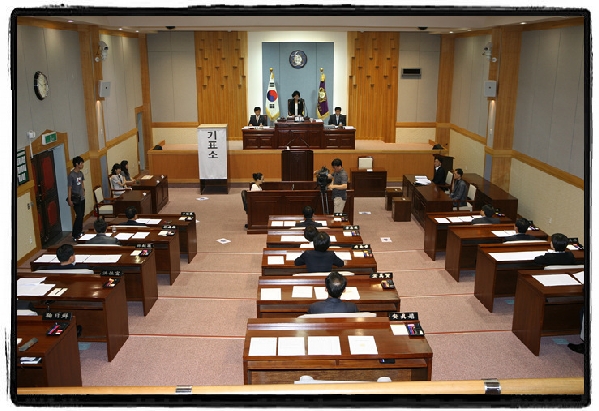 제5대 남구의회 전반기 의장 및 부의장 당선소감 발표_0