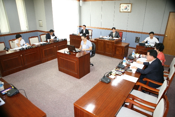 제141회 임시회 폐회 중 제2차 의회운영위원회_0