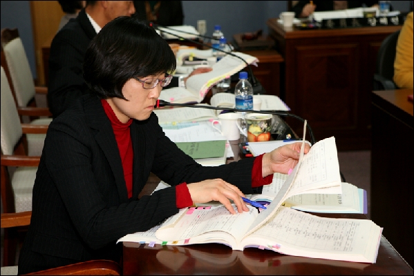 제144회 2차 정례회 2010년도 행정사무감사 실시(행정자치위원회) _5