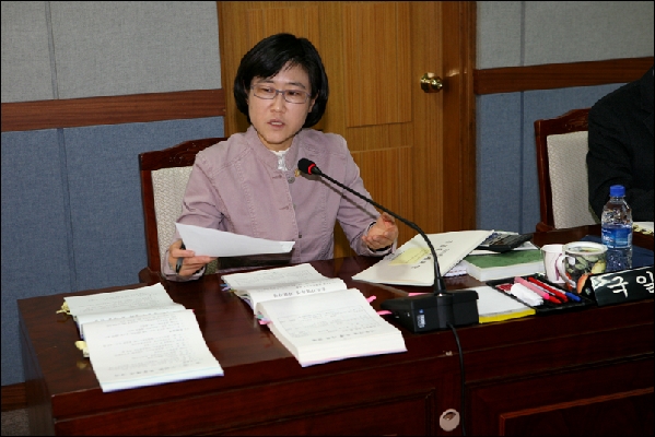 제144회 정례회 2010년도 행정사무감사 실시(행정자치위원회) _3