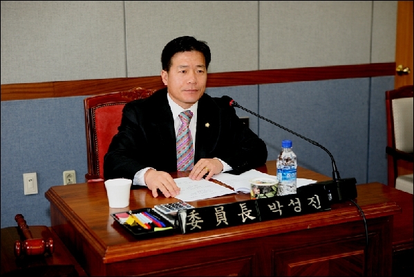 제144회 제2차 정례회 폐회중 제3차 운영위_0