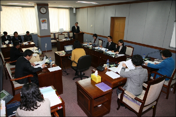 제145회 남구의회 임시회 제1차 행정자치위원회 활동 사항 _10