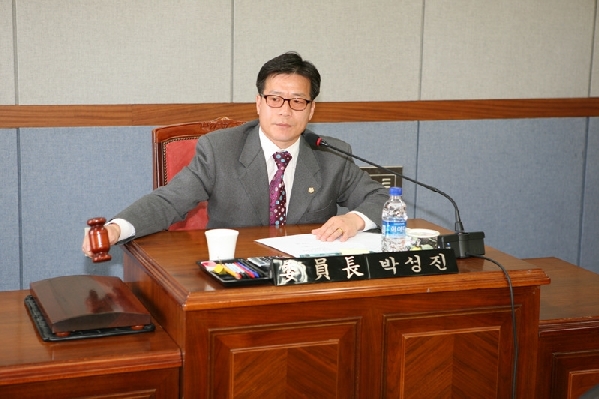 제145회 임시회 폐회중 제2차 의회운영위원회_0