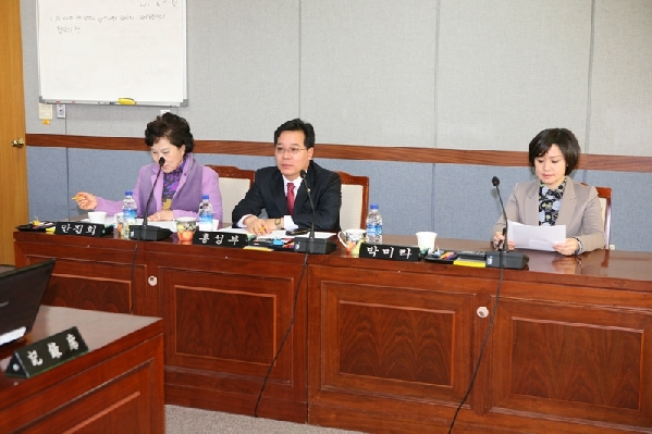 제145회 임시회 폐회중 제2차 의회운영위원회_0