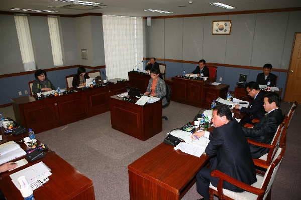 제155회 임시회 건설환경위원회 장면_0