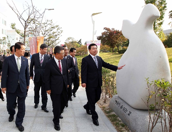 예술이 숨쉬는 거리 준공식_0