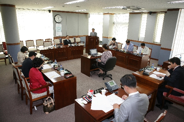 제158회 임시회  폐회중 제1차 의회운영위원회_0