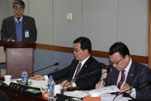 제165회 임시회 행정자치위원회_3