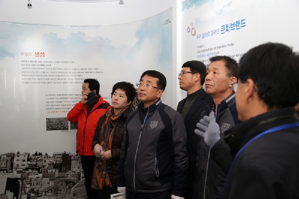 건설환경위원회 부산 재생도시 및 관광공원 견학_0