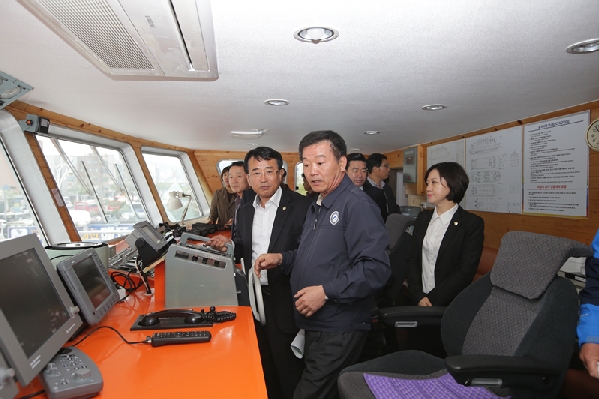 건설환경위원회 고래바다여행선 안전 점검활동_6