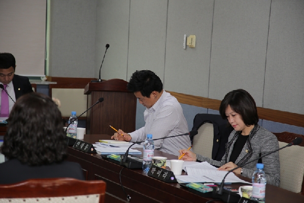 제180회 임시회 행정자치위원회의_6