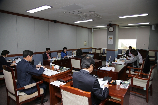 제180회 임시회 행정자치위원회의_1