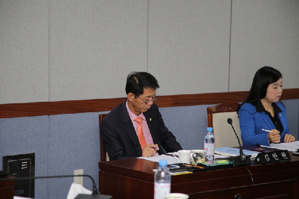 제180회 임시회 행정자치위원회의_5