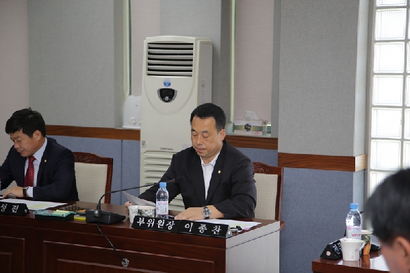 제180회 임시회 복지건설위원회의_3