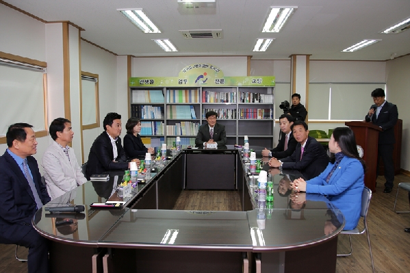 행정자치위원회 현장방문(도시관리공단, 신화예술인촌)_0