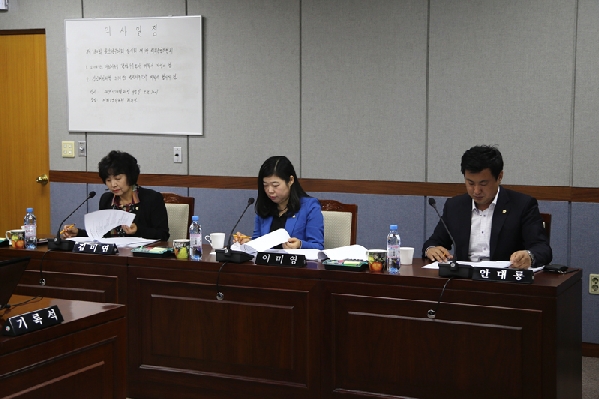 제180회 임시회 제1차 의회운영위원회의_2