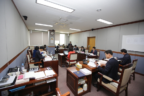 제181회 제2차 정례회 행정자치위원회의(행정사무감사)_2