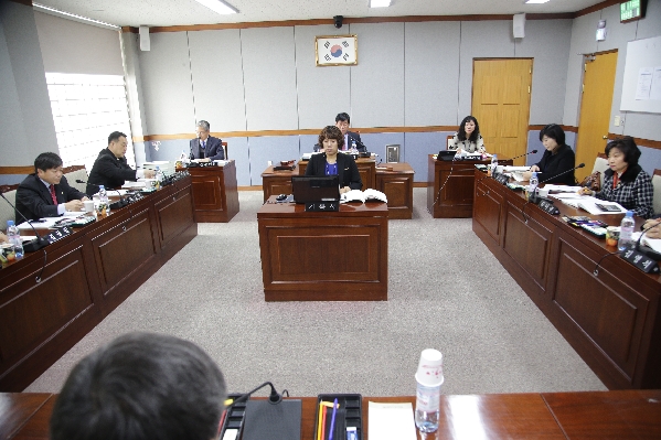 제182회 임시회 제1차 복지건설위원회_3