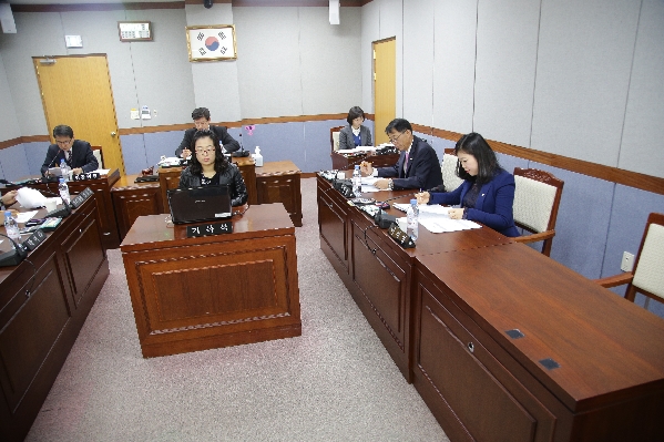 제183회 임시회 제1차 행정자치위원회_2