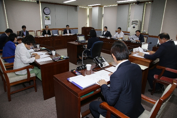 제188회 임시회 의회운영위원회_1