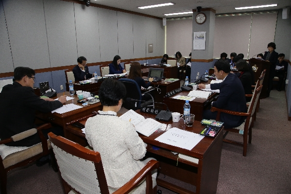 제190회 제2차 정례회 행정자치위원회_1