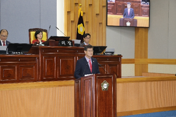 제198회 제2차 정례회 제1차 본회의_1