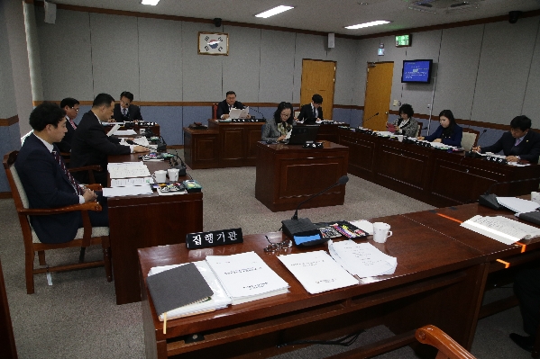 제191회 임시회 의회운영위원회_1