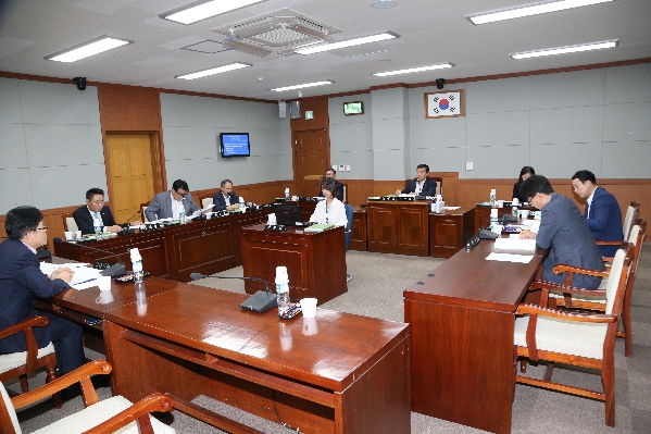 제212회 제1차 정례회 행정자치위원회_1