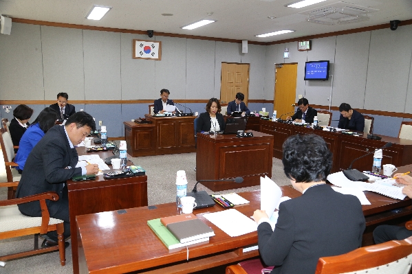 제209회 임시회 의회운영위원회_1