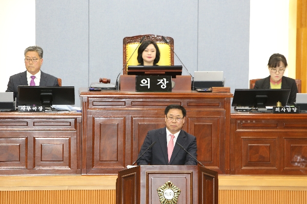 제208회 임시회 제2차 본회의_3