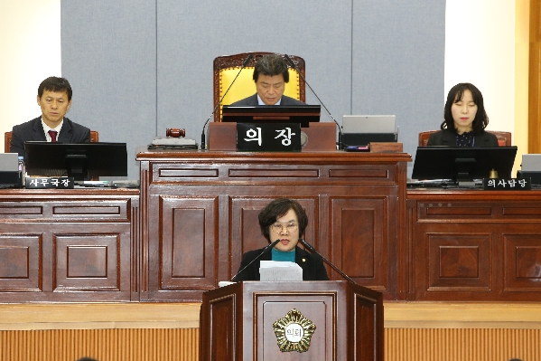 제214회 제2차 정례회 제2차 본회의_0