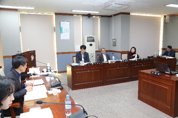 제214회 제2차 정례회 의회운영위원회_2