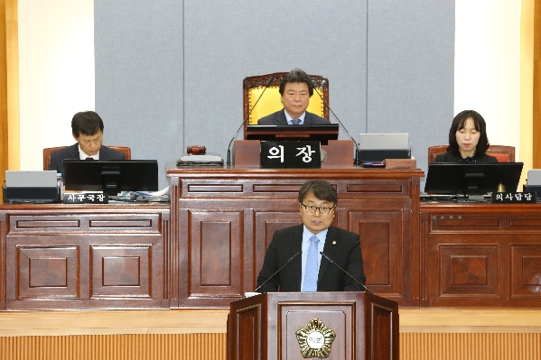 제214회 제2차 정례회 제2차 본회의_0