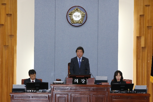 제214회 제2차 정례회 제2차 본회의_0