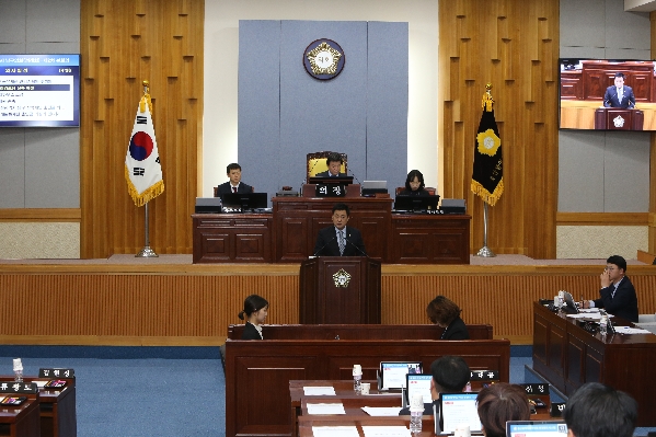 제214회 제2차 정례회 제2차 본회의_5