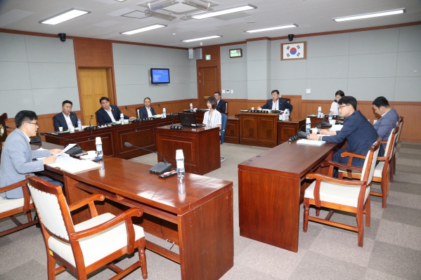 제211회 임시회 행정자치위원회_1