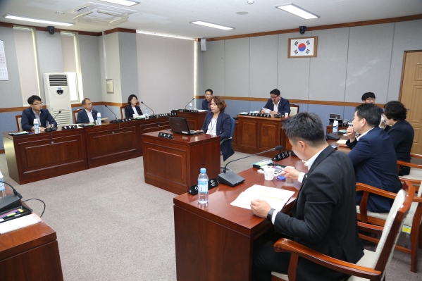 제211회 임시회 의회운영위원회_1